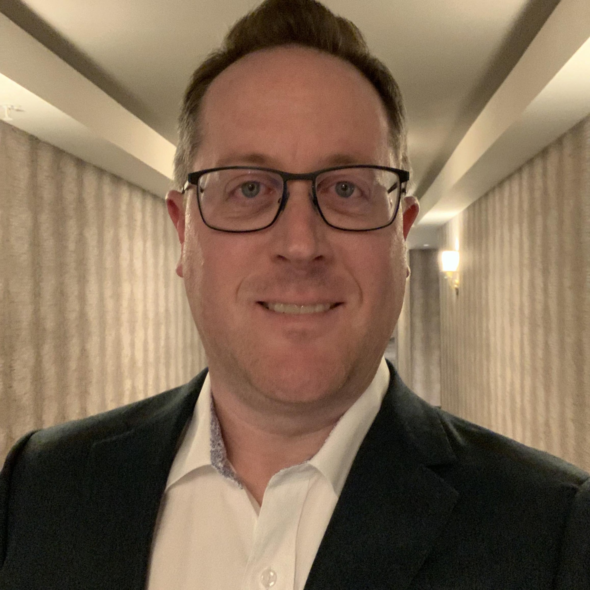 Brad Ferris headshot