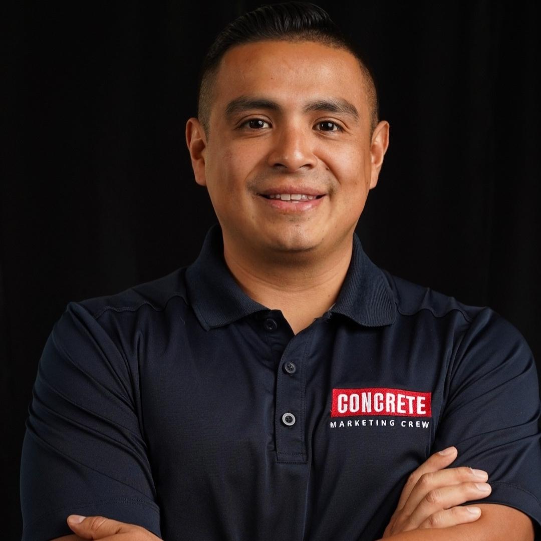 Daniel Barrera headshot