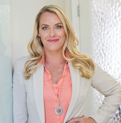 April Edwards headshot