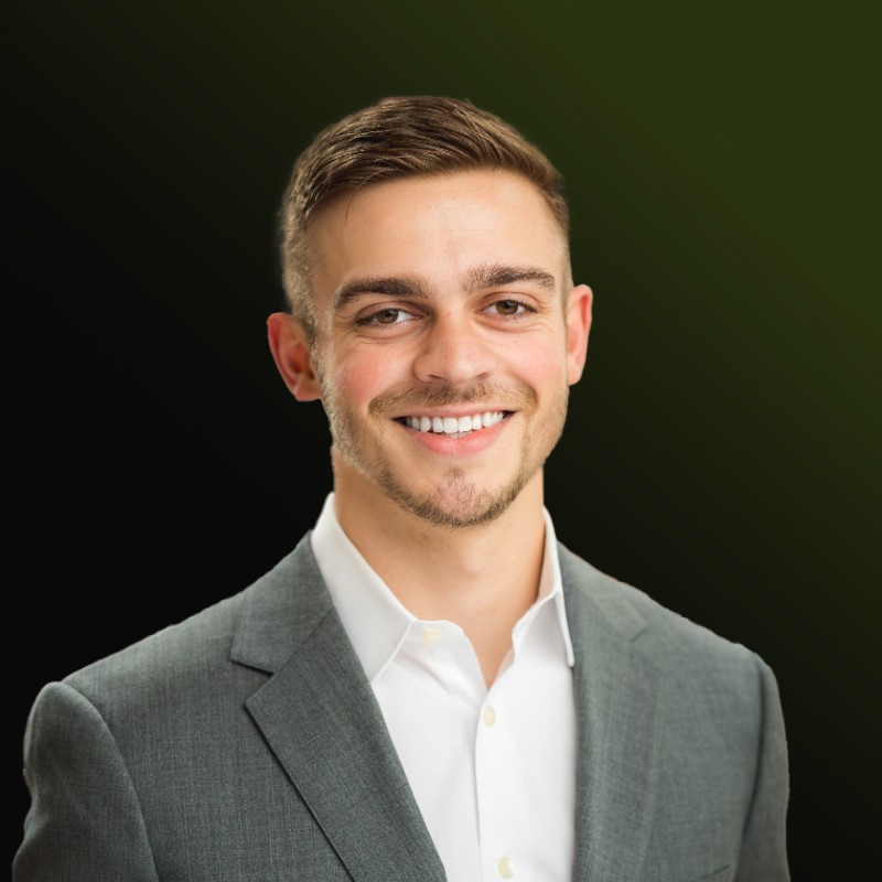 Evan Bumbera headshot